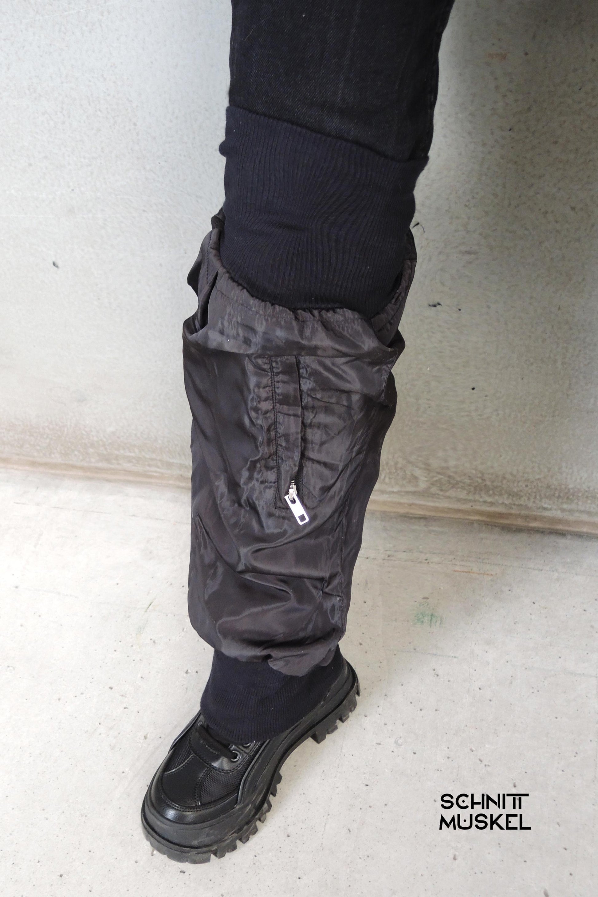 Beinstulpen, techwear, ninjastyle, urbanninjastyle, cyberfashion